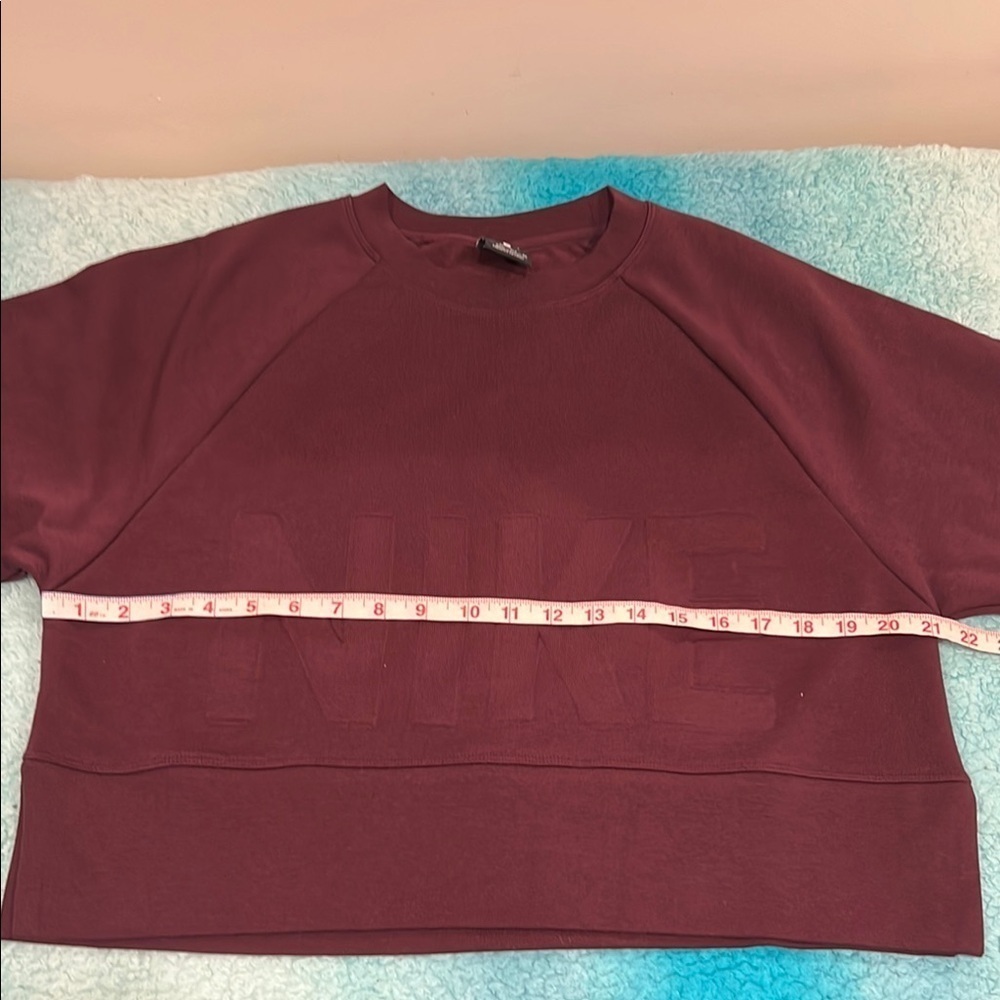 š„NWOT Nike Maroon Crewneck Sweatshirtš„ - Picture 2 of 6